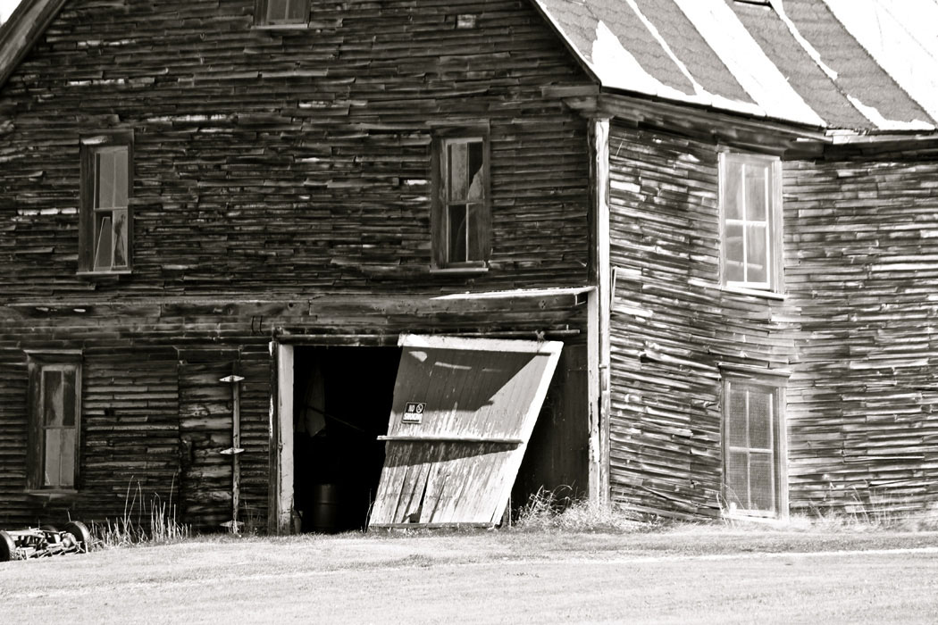 Rustic barn in Maine